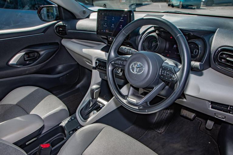 Used Toyota Yaris WU72NZK 12