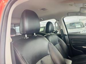 Mitsubishi L200 Photo 31