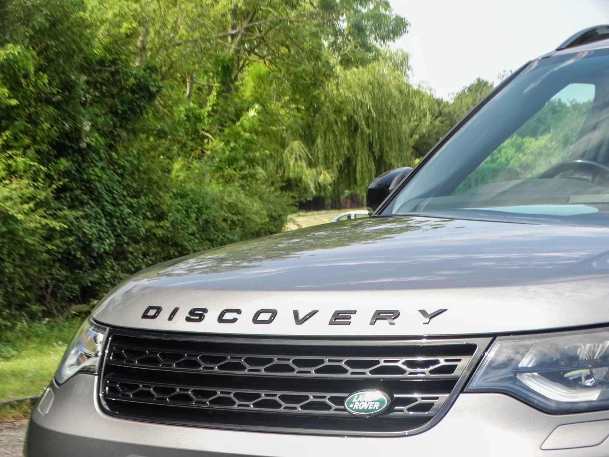 Land Rover Discovery 3.0 TD V6 HSE SUV 5dr Diesel Auto 4WD Euro 6 (s/s) (258 ps) — photo 9