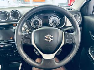 Suzuki Vitara Photo 31