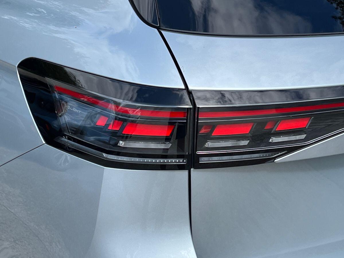 Volkswagen Passat Photo at-1bfc5c8046f548a9b93ee5c38410bef7.jpg