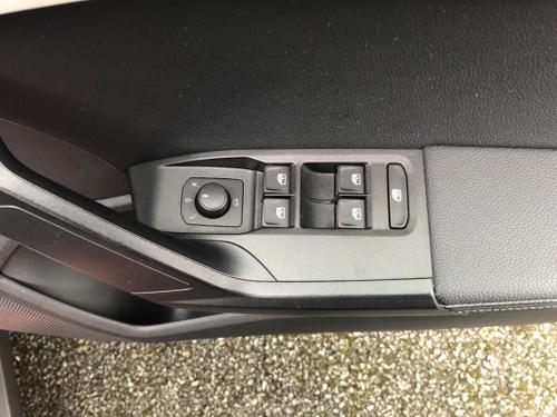 SEAT Arona Photo at-1bff9b6b8b0a420fa1a32254a8d51966.jpg