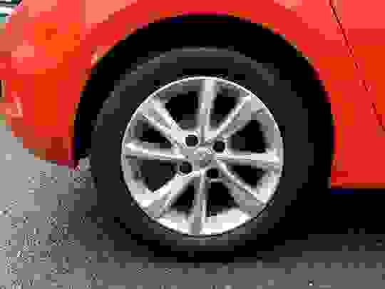 Vauxhall Corsa Photo at-1c034c726f0046bea65491a74dcd5d11.jpg