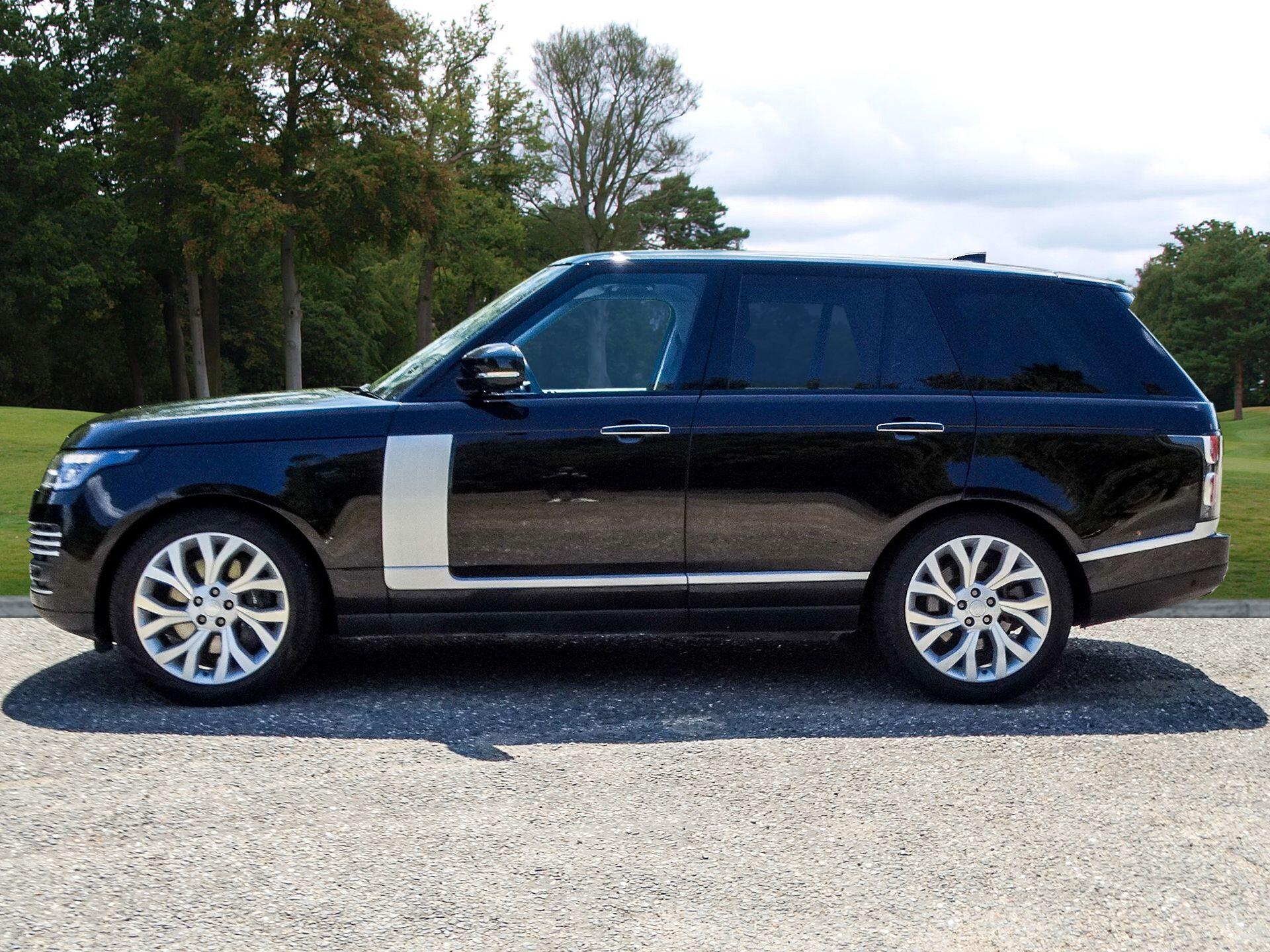 Land Rover Range Rover 4.4 SD V8 Autobiography Auto 4WD Euro 6 (s/s) 5dr — photo 2