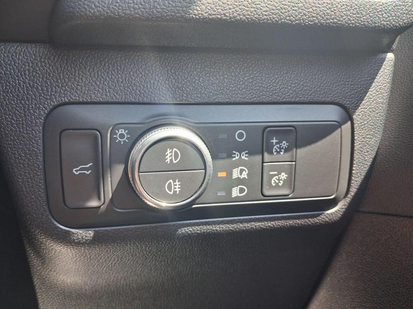 Ford Kuga Photo at-1c67a1c5e84c4b4082702e9ad8ee42d7.jpg