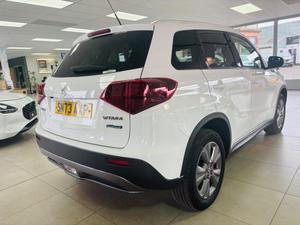 Suzuki Vitara Photo 8