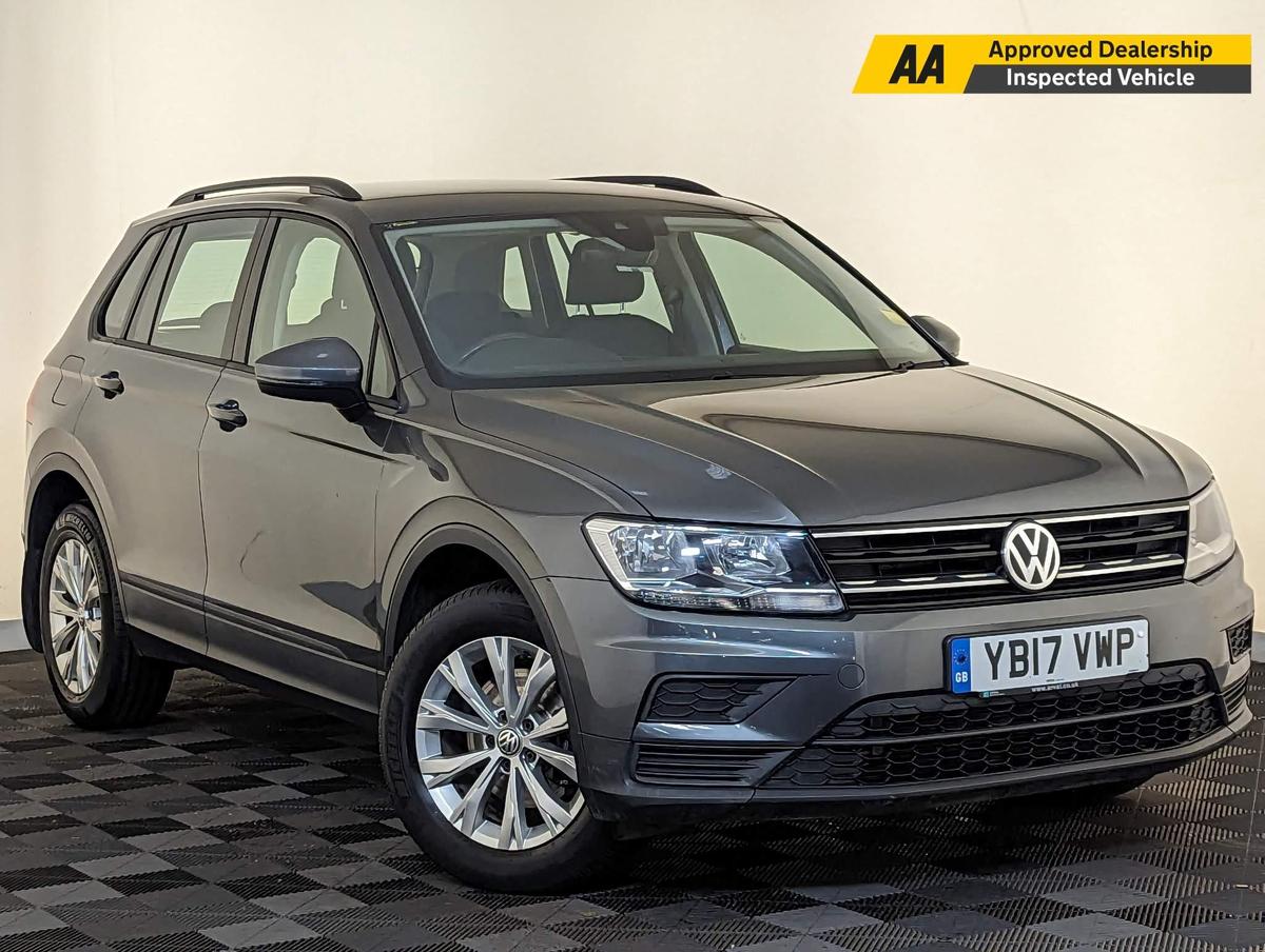 Used 2017 Volkswagen Tiguan Grey £9,995