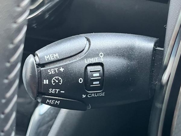 Used Peugeot 208 PF23FEM 39