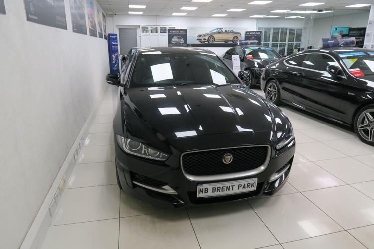 Used Jaguar XE AE18BDY 4