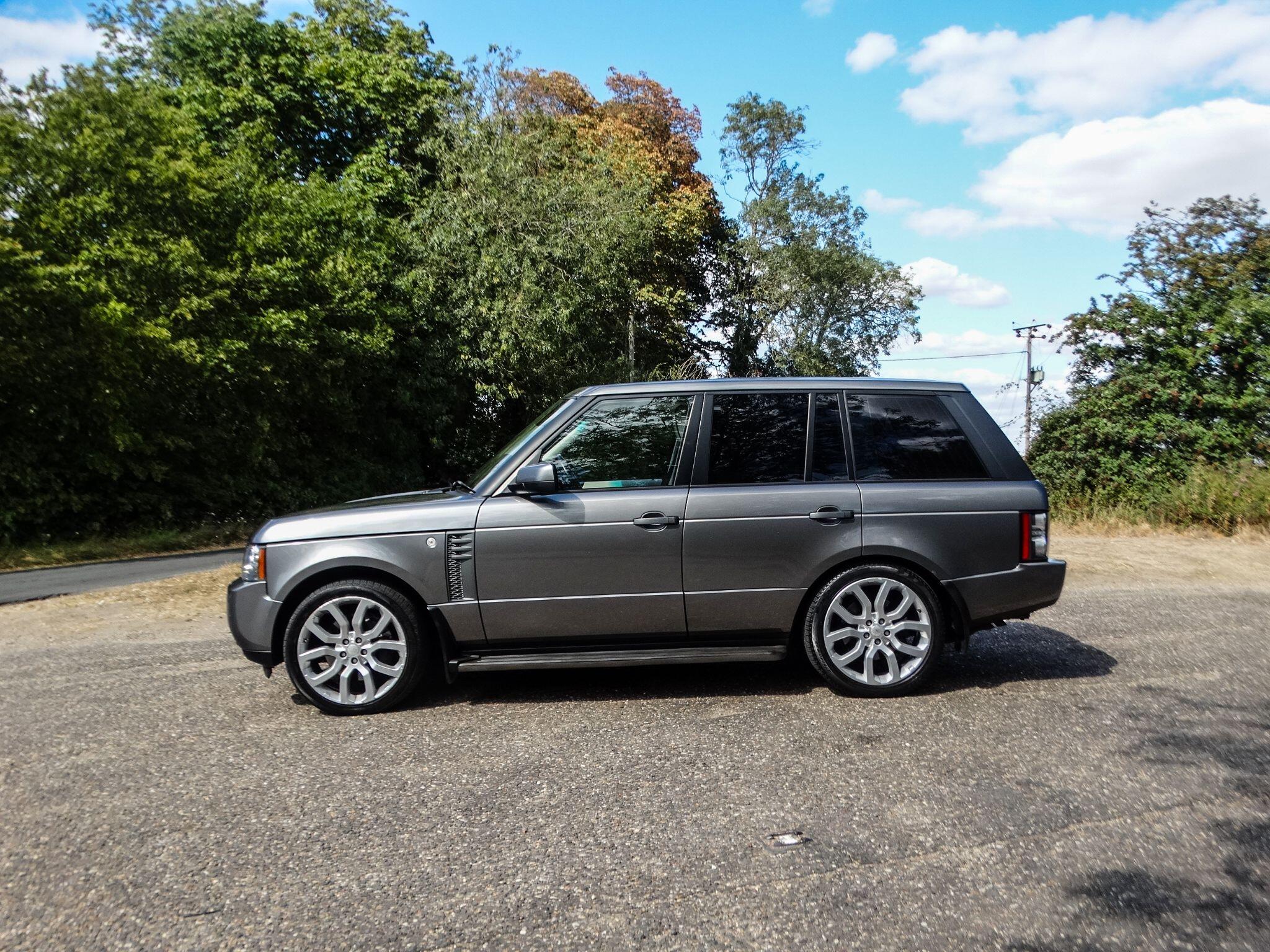 Land Rover Range Rover 4.4 TD V8 Vogue Auto 4WD Euro 5 5dr — photo 2