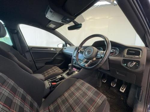 Volkswagen GOLF Photo at-1d16a038333644d1bad4c2dd19b56f0c.jpg