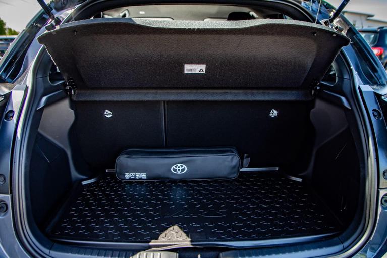 Used Toyota Yaris WR25UFB 10