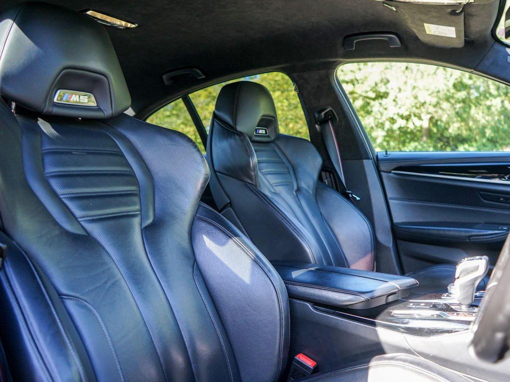 Used BMW M5 YG71ZNA 18