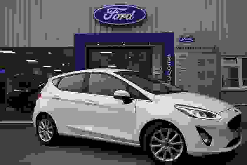 Ford Fiesta Photo at-1da2117c7f3f4040a37311323e024ff0.jpg