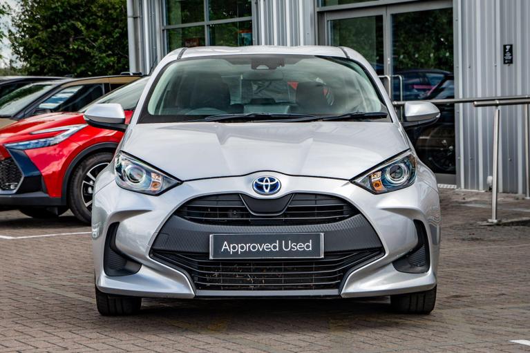 Used Toyota Yaris MD23EZK 5