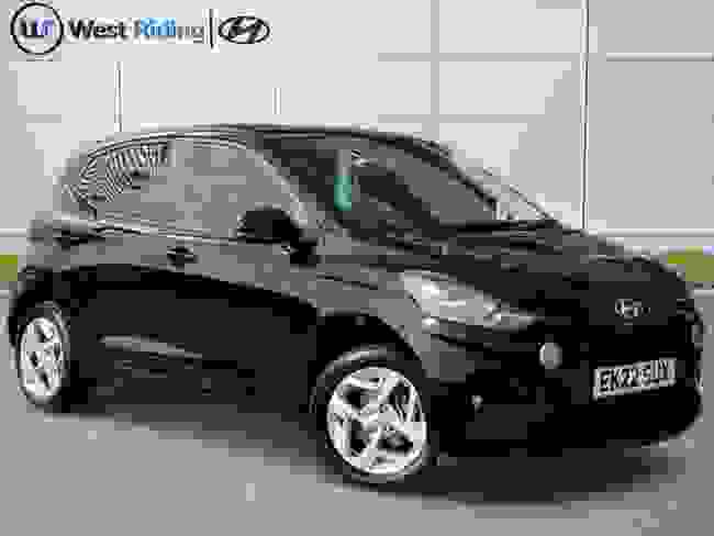 Used 2022 Hyundai i10 1.2 SE Connect Euro 6 (s/s) 5dr Black at West Riding