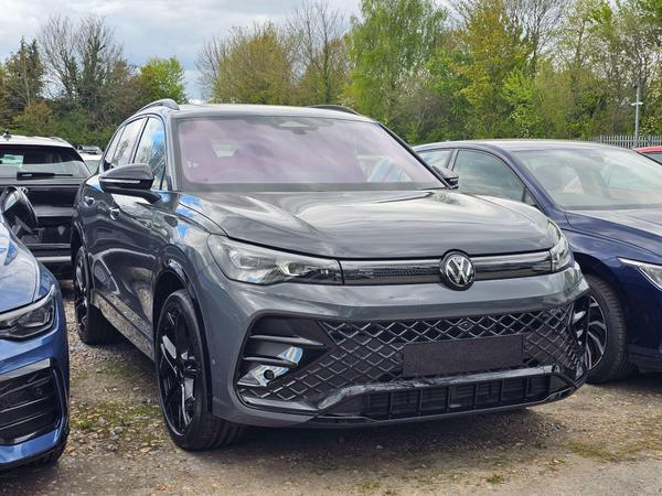 Used ~ Volkswagen Tiguan 2.0 TSI Black Edition DSG 4Motion Euro 6 (s/s) 5dr Dolphin Grey at Martins Group