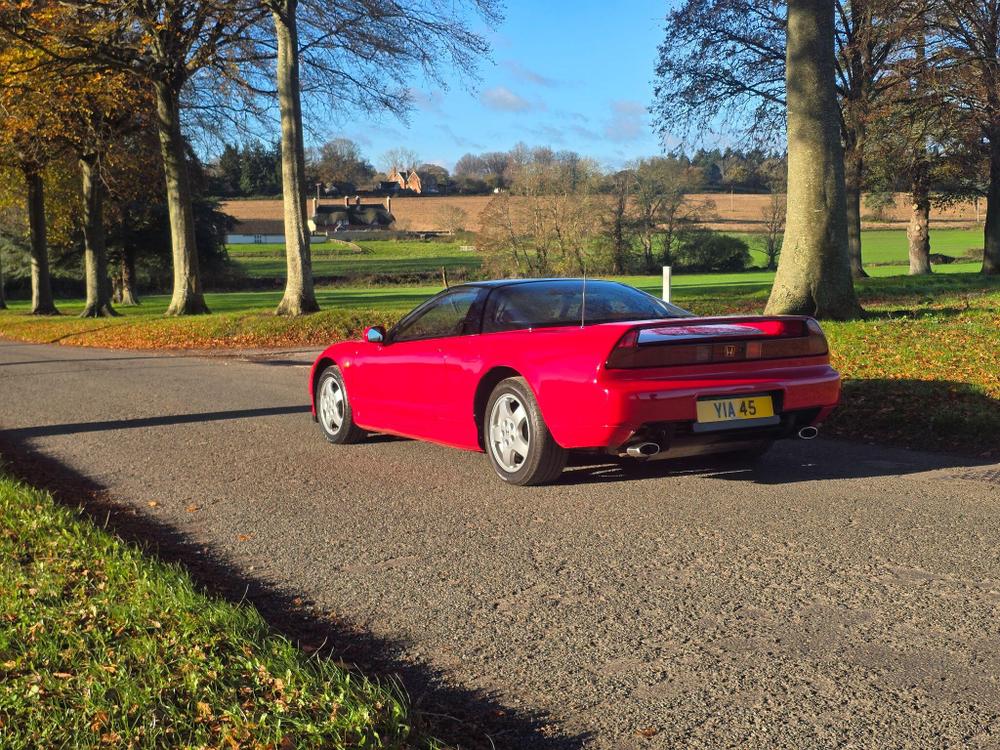 Honda NSX Photo at-1e39f5649c4d47d2af7ff314f5944fdc.jpg