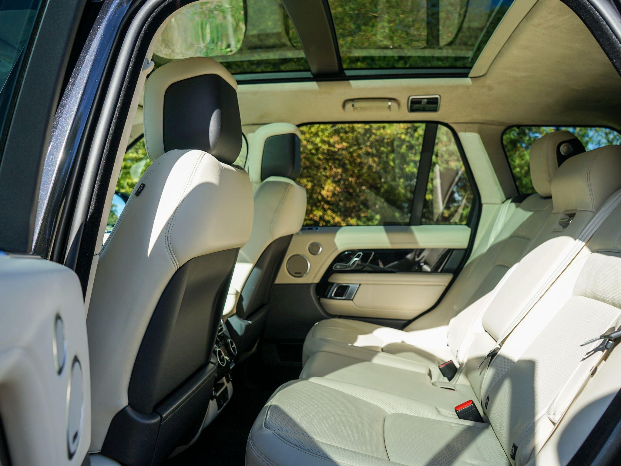 Land Rover Range Rover 2.0 P400e 13.1kWh Westminster Black Auto 4WD Euro 6 (s/s) 5dr — photo 13