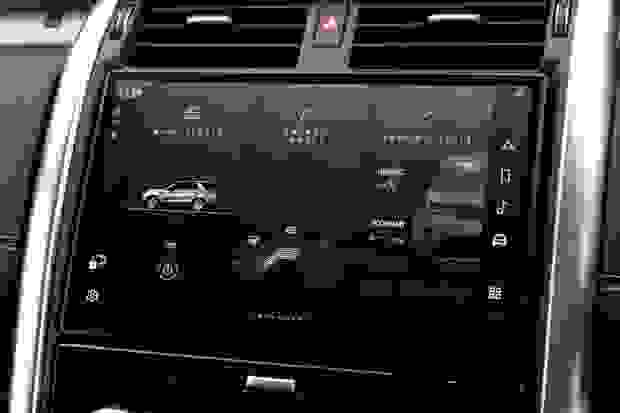 Land Rover DISCOVERY Photo at-1e6bbd3d264b41f190da54d604cdcc68.jpg