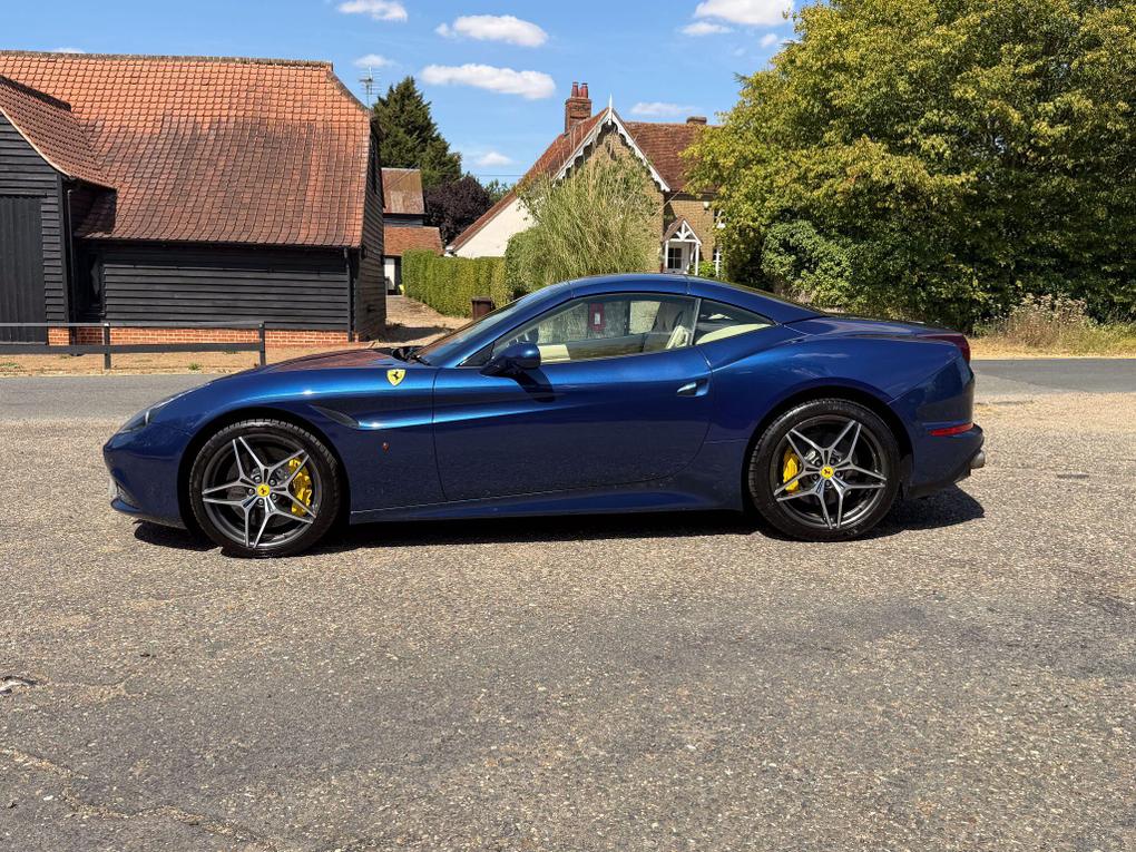 Used Ferrari California OW65KHJ 34