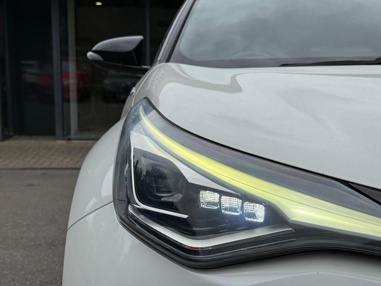 Used Toyota C-HR WT70AEM 29
