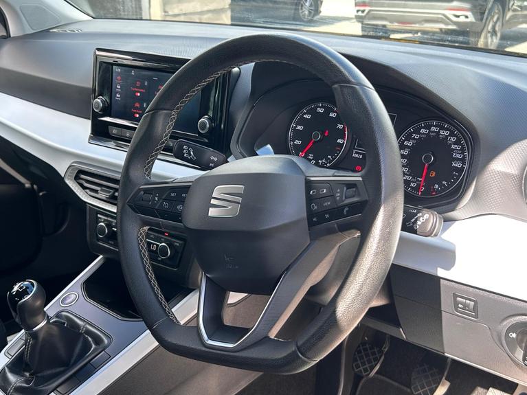 Used SEAT Arona WU72NLO 15