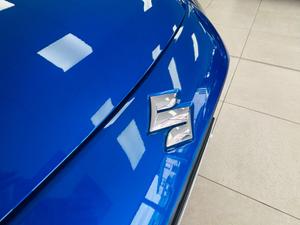 Suzuki Swift Photo 14