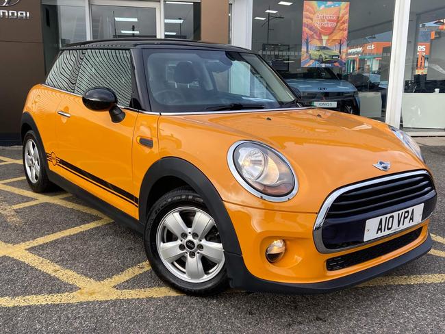 Used 2014 MINI Hatch 1.5 Cooper Auto Euro 6 (s/s) 3dr at West Riding