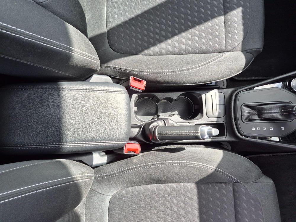 Ford Fiesta Photo at-1ee119550ecf4383b1bc708235a44551.jpg