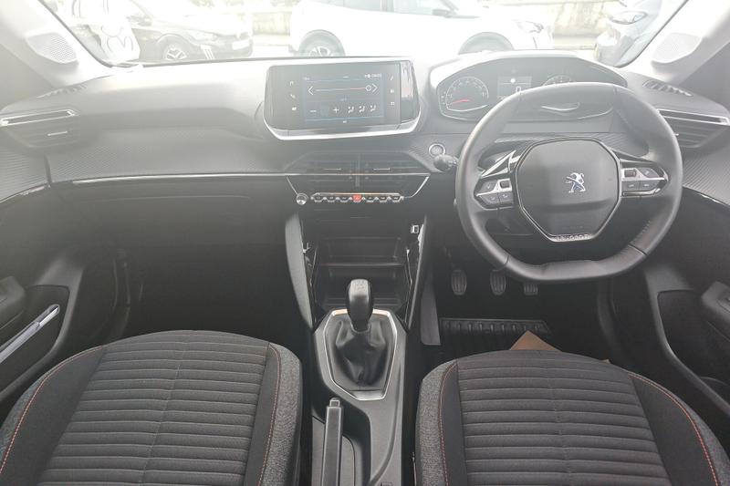 Used Peugeot 208 NV22HSX 5