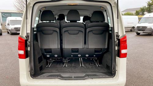 Mercedes-Benz Vito Photo at-1f0ad99c62844b7f8617a3bc666dc053.jpg