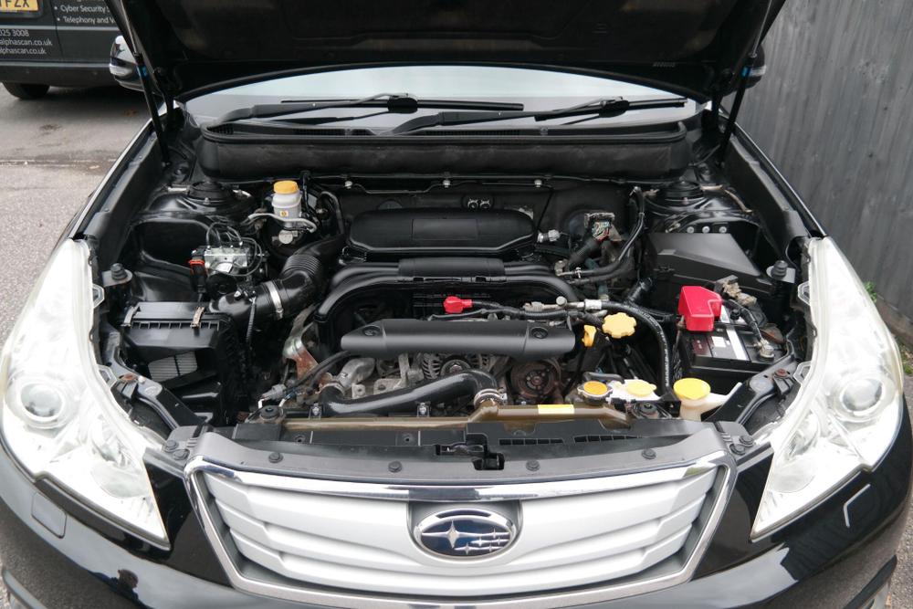 Subaru Outback Photo at-1f30c4e6d34c49228bdcd63ea2d74354.jpg
