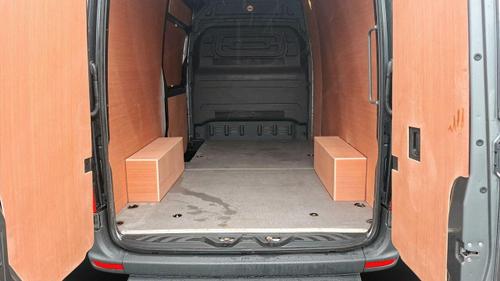 Mercedes-Benz Sprinter Photo at-1f36b48d27844a10ac4cb1eadf31d5ed.jpg