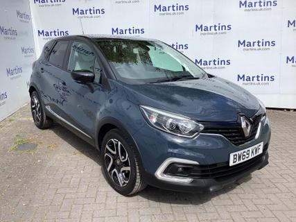 Used ~ Renault Captur 0.9 TCe ENERGY Iconic Euro 6 (s/s) 5dr at Martins Group