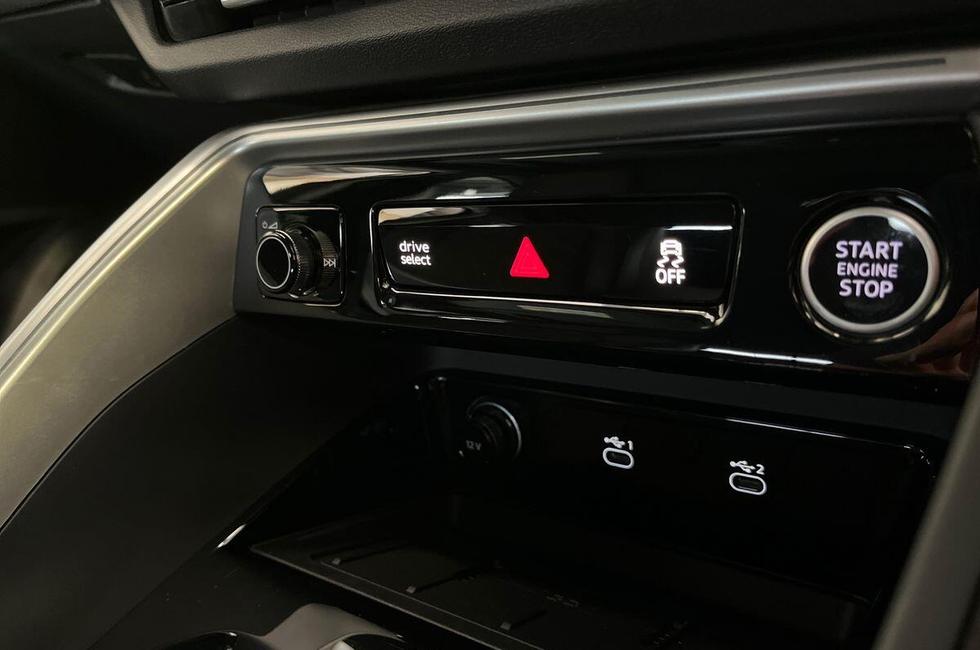 Audi Q5 Photo at-1f507b316bbf4ee6b645c2acb2b4851d.jpg