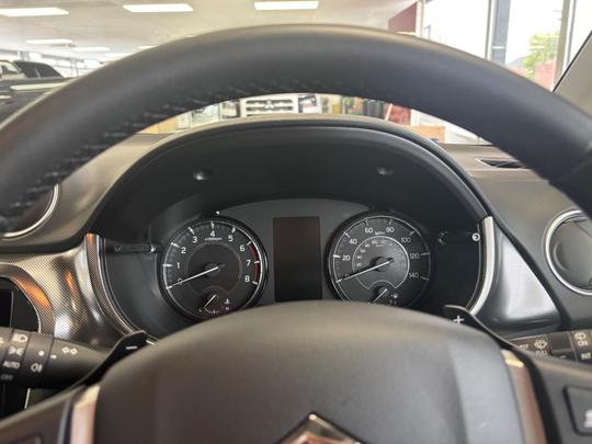 Suzuki Vitara Photo at-1f66afa052124ddc983b719e292a1805.jpg