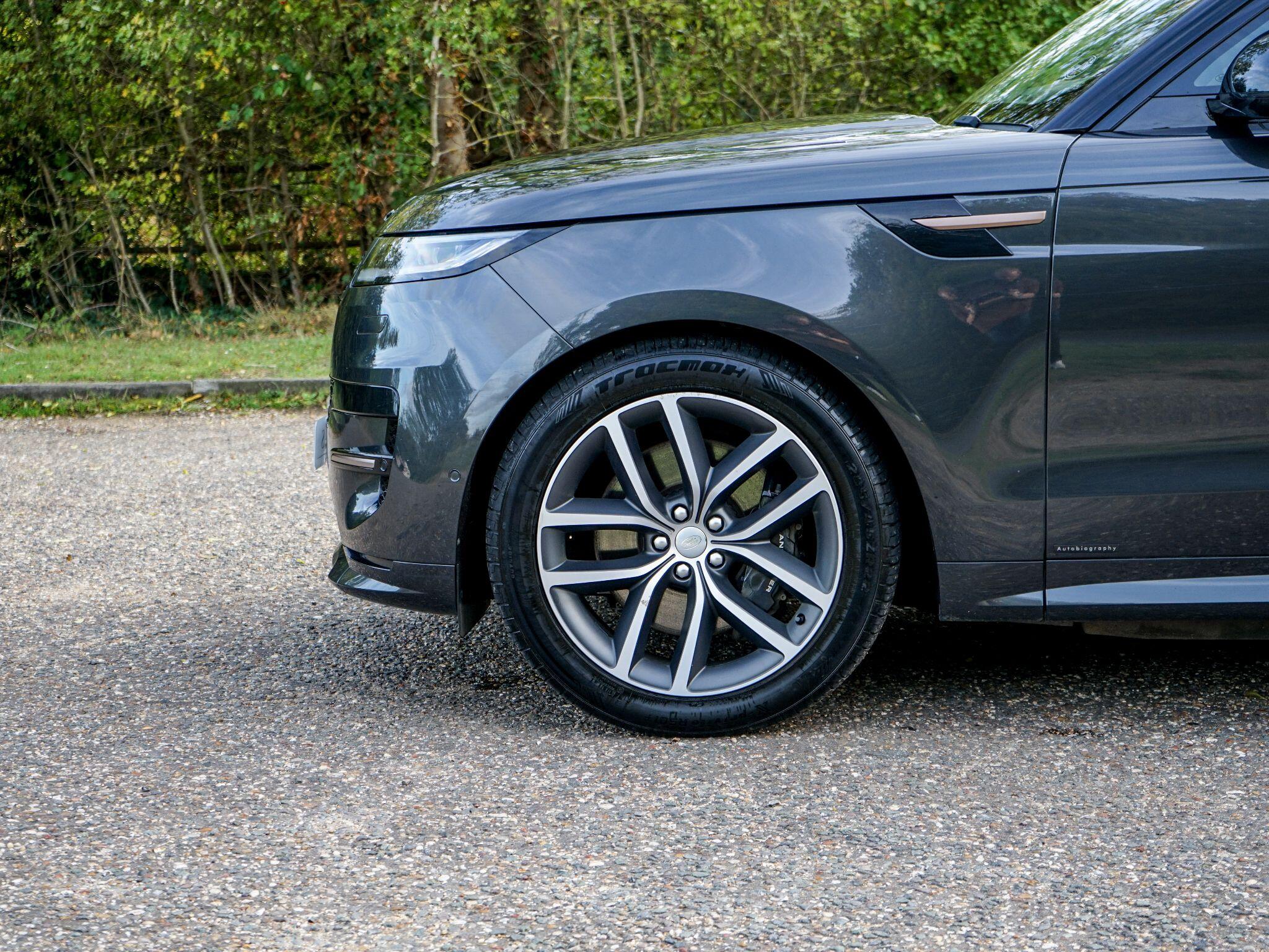 Land Rover Range Rover Sport 3.0 P440e 38.2kWh Autobiography Auto 4WD Euro 6 (s/s) 5dr — photo 5