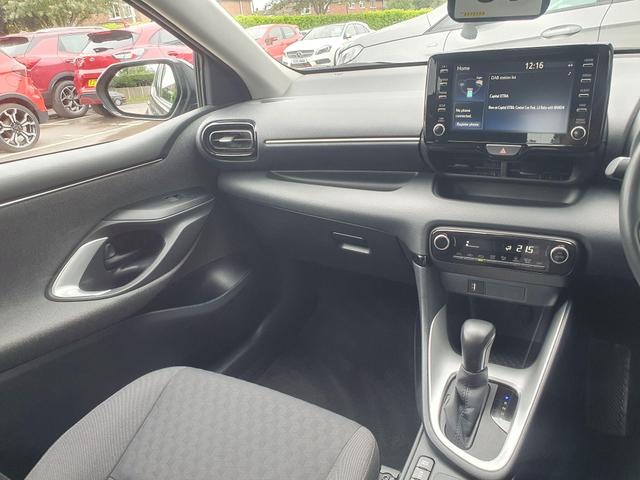Used Toyota Yaris FN71WEA 22