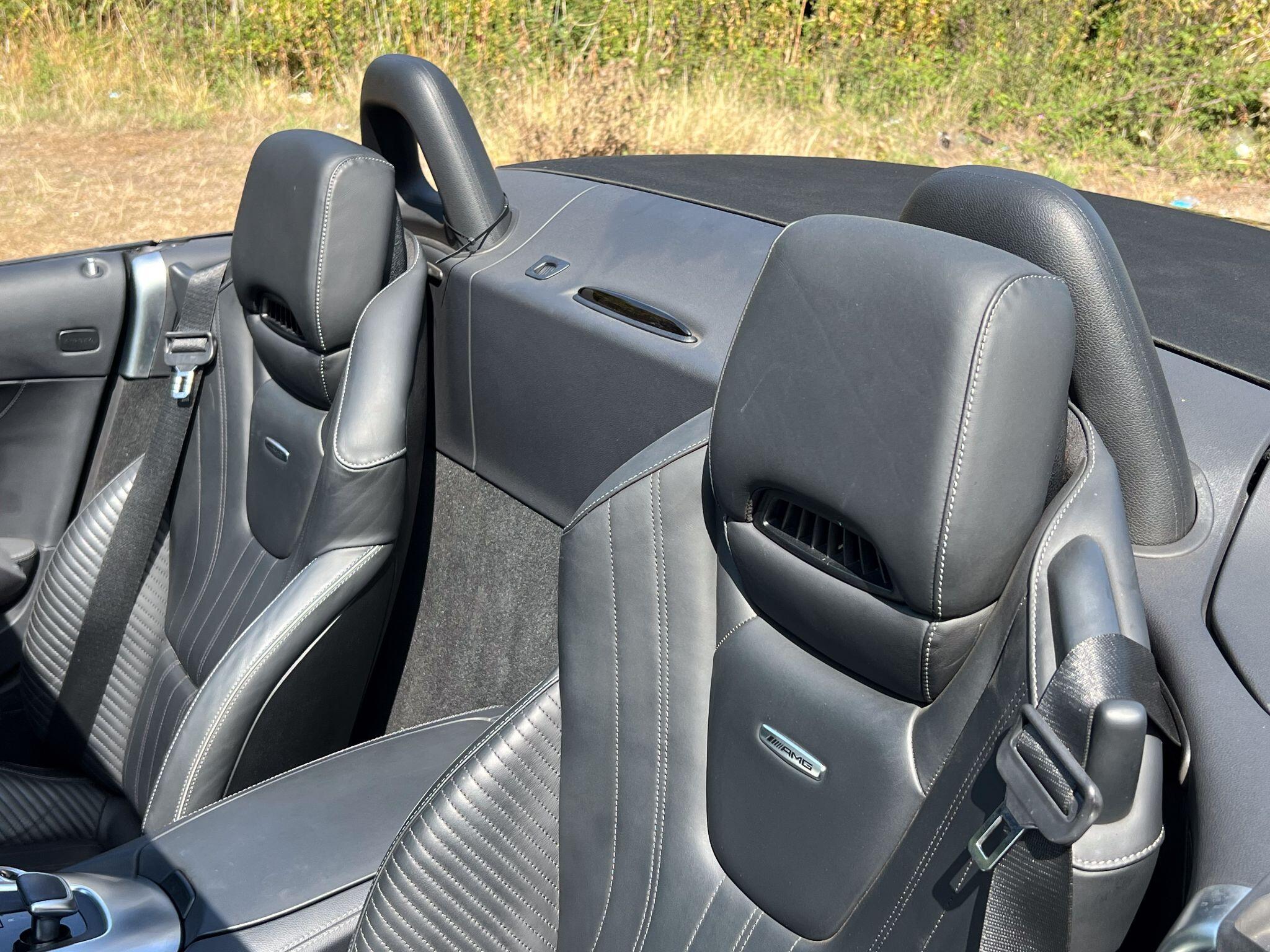 Mercedes-Benz AMG GT 4.0 V8 BiTurbo (Premium) Roadster SpdS DCT Euro 6 (s/s) 2dr — photo 17
