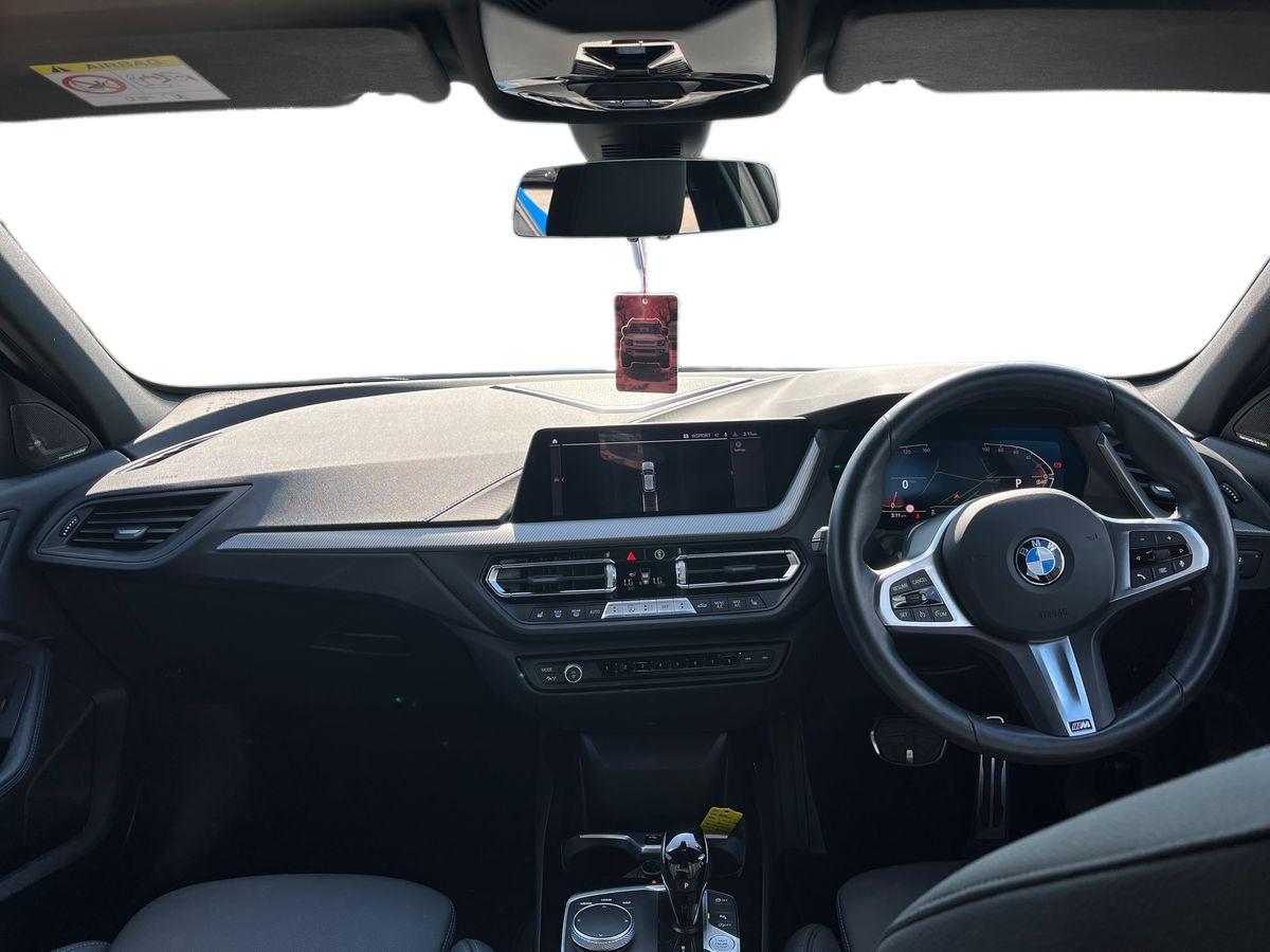 BMW 1 Series Photo 9