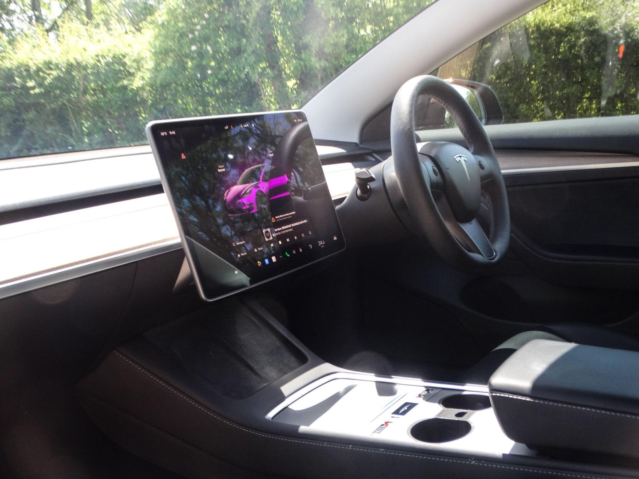 TESLA Model 3 Auto RWD 4dr — photo 14