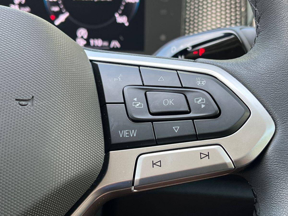 Volkswagen Tiguan Photo at-1fdbd7a611b44c1db9ed634864297b7d.jpg