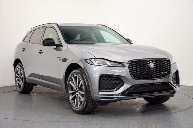 Used ~ Jaguar F-PACE 2.0 P400e 19.3kWh R-Dynamic SE Black Auto AWD Euro 6 (s/s) 5dr at Duckworth Motor Group