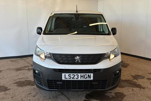 Peugeot PARTNER Photo at-2029be2e107640078ad47a29a50d68b8.jpg