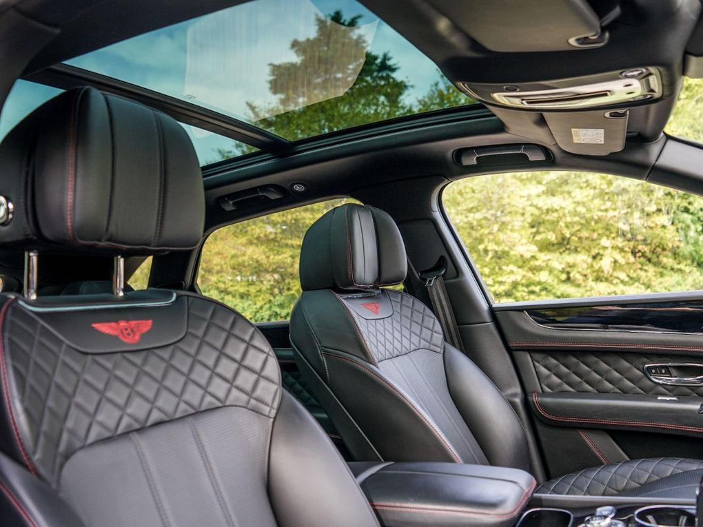 Used Bentley Bentayga B1TLY 25