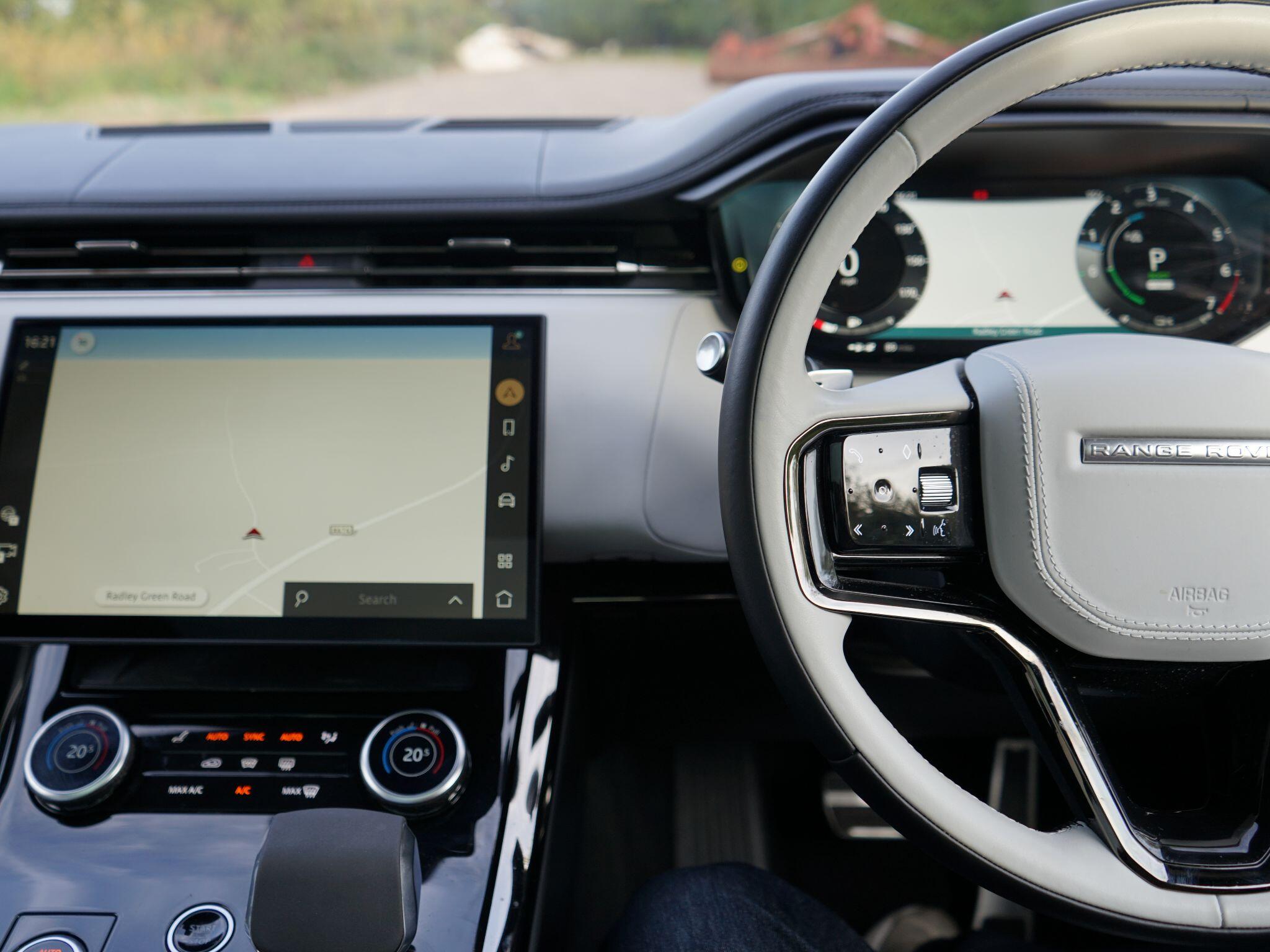 Land Rover Range Rover Sport 3.0 P440e 38.2kWh Autobiography Auto 4WD Euro 6 (s/s) 5dr — photo 8