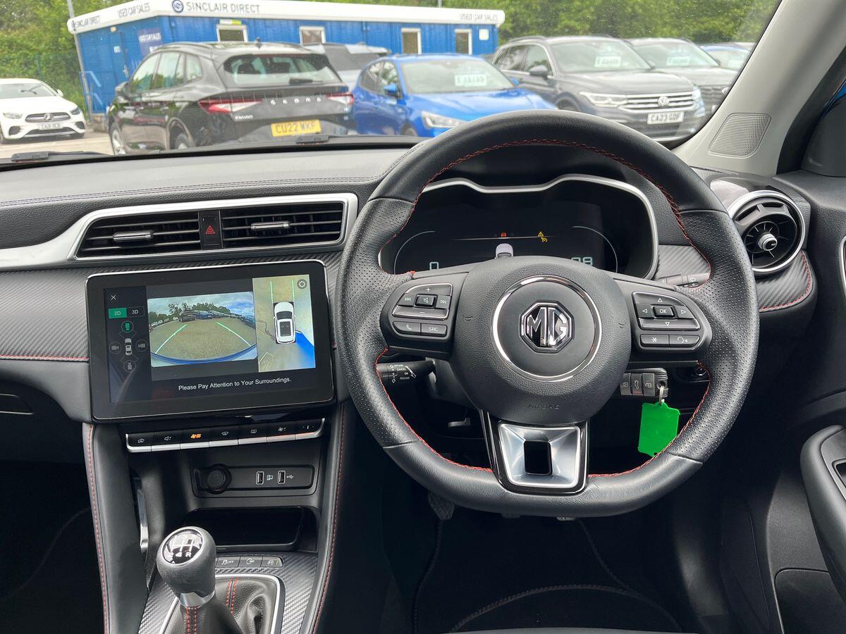 MG MG ZS Photo 14