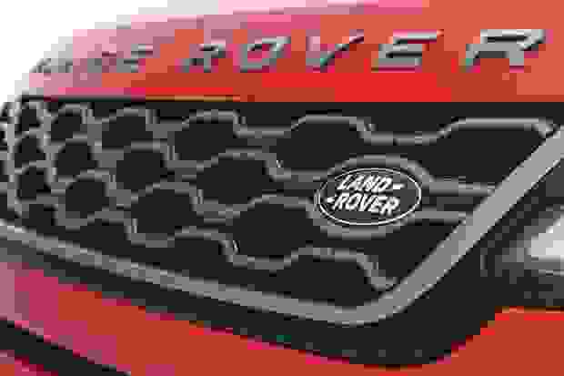 Land Rover RANGE ROVER EVOQUE Photo at-208b7a33bc664a11a09b9471e926909e.jpg
