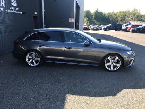 Audi A4 Avant Photo at-20cdec7ea42240be9a599d8a4e56e986.jpg